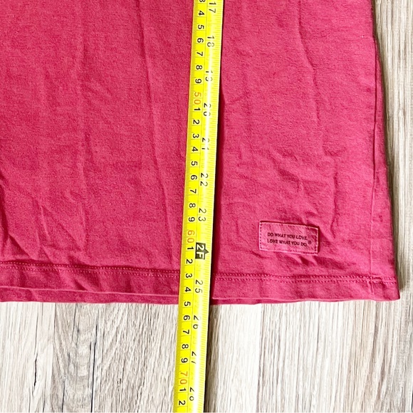 Life Is Good "Dachshund and Daring" V-neck Crusher Tee Size Large - Picture 8 of 10